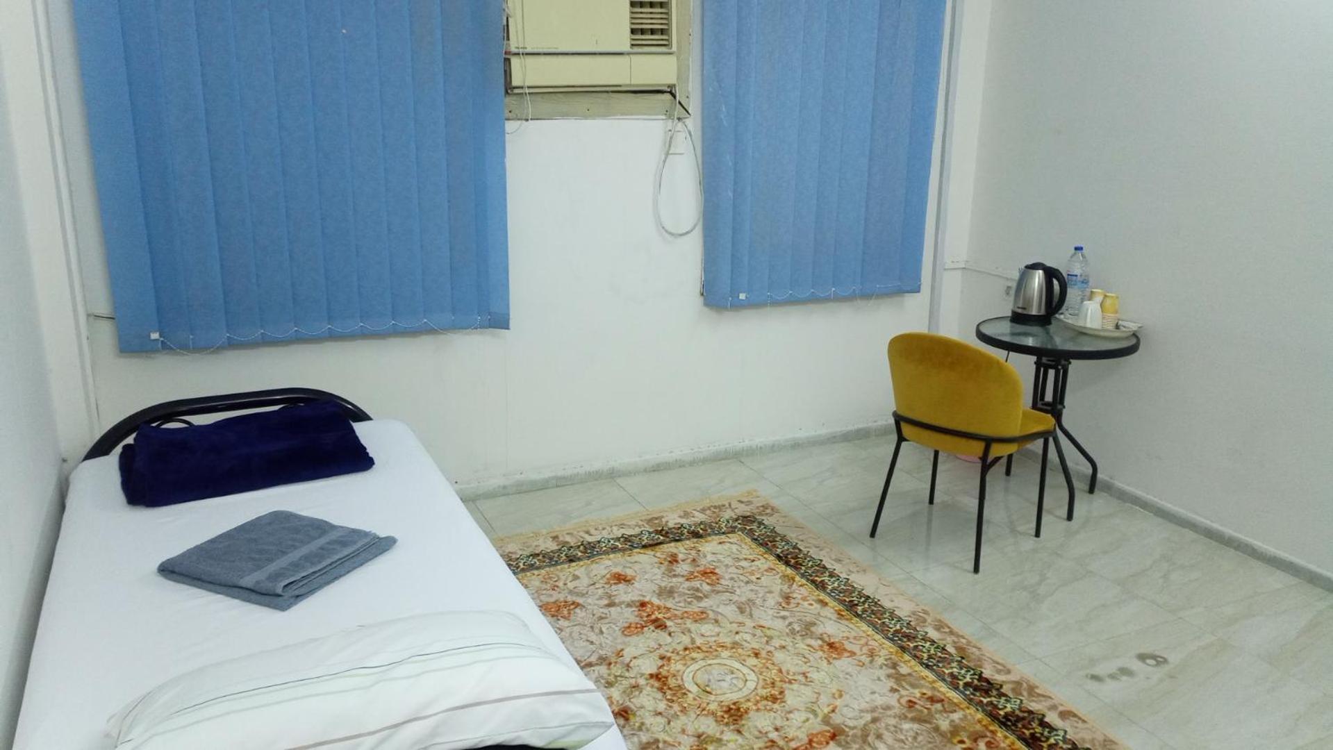 Salem House Hostel ניזווא מראה חיצוני תמונה