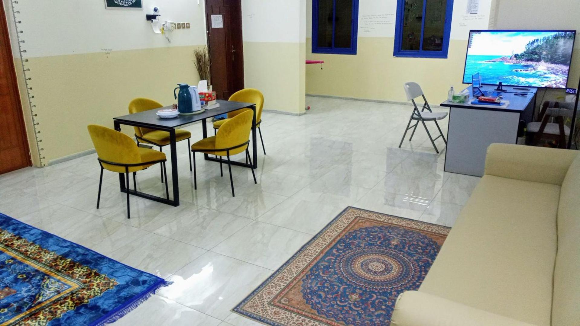 Salem House Hostel ניזווא מראה חיצוני תמונה