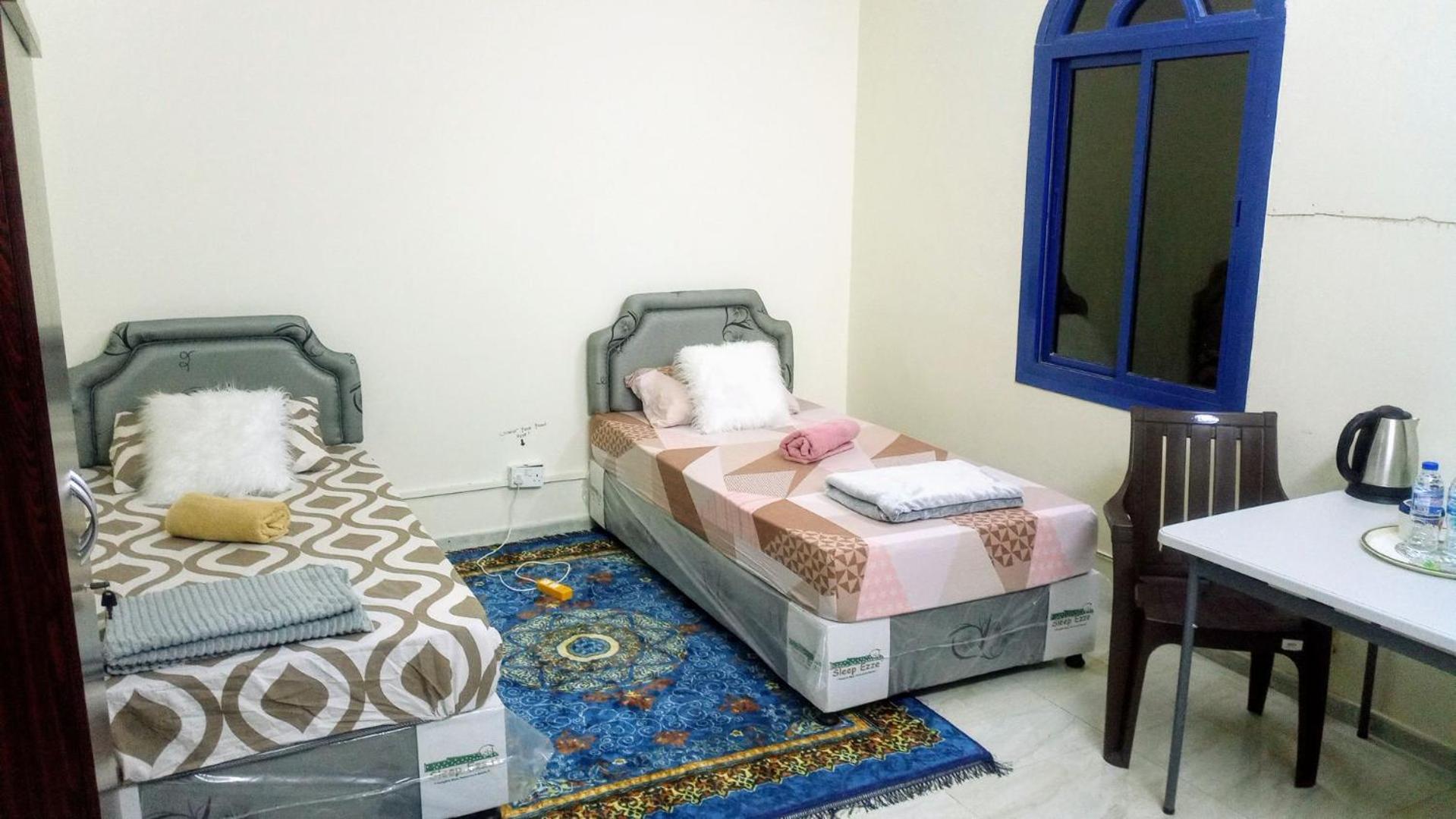 Salem House Hostel ניזווא מראה חיצוני תמונה
